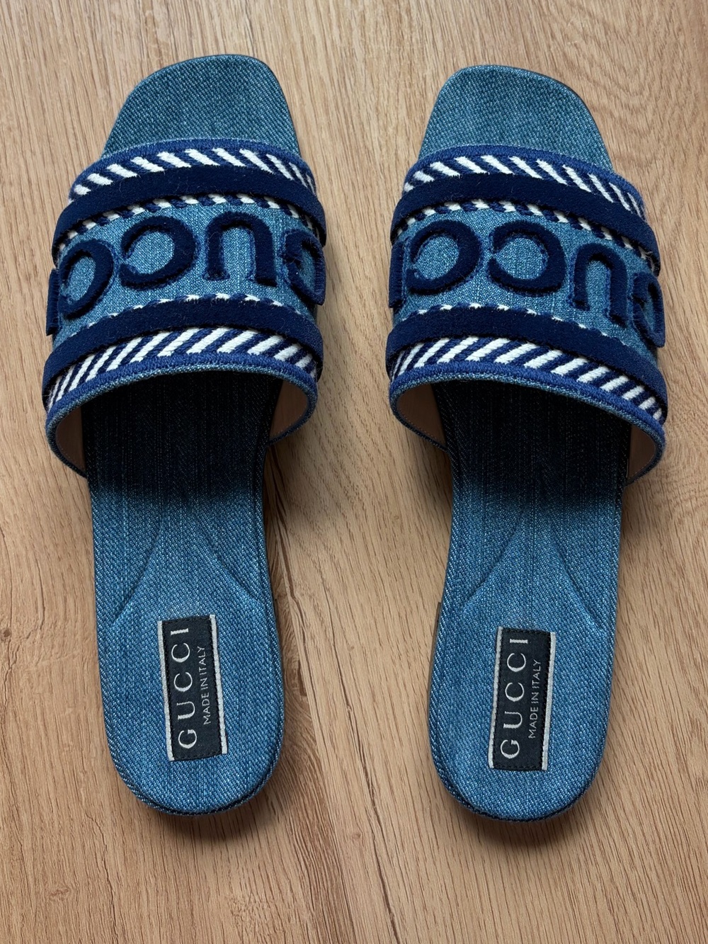 Gucci Blue Denim Logo Slide Sandals - Picture 2 of 9
